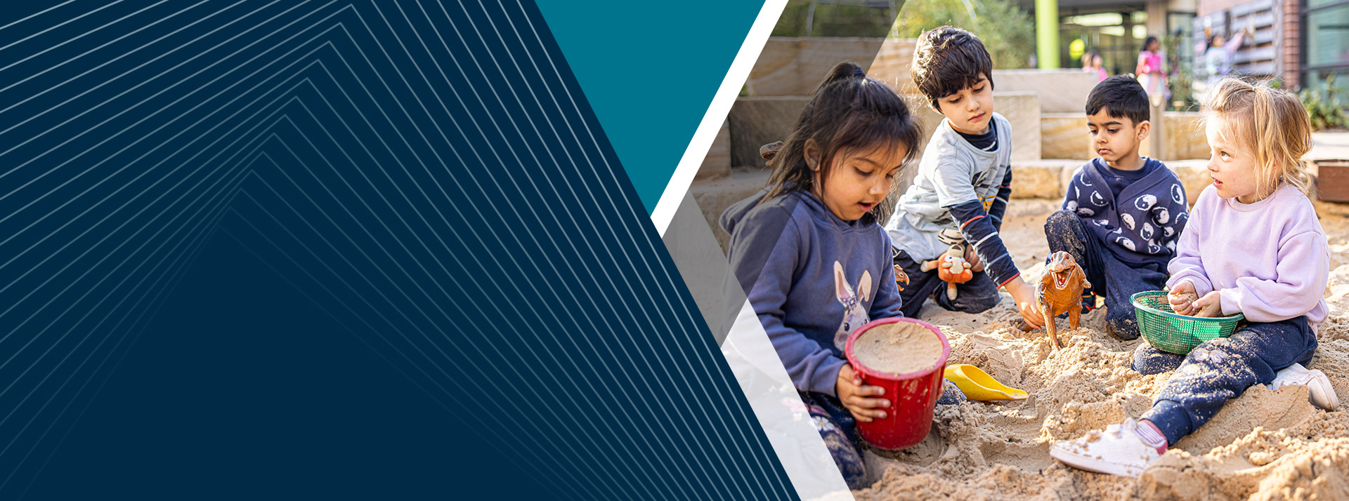 IS YOUR CHILD AGE 3-5? DISCOVER OUR SCHOOL OF EARLY LEARNING!