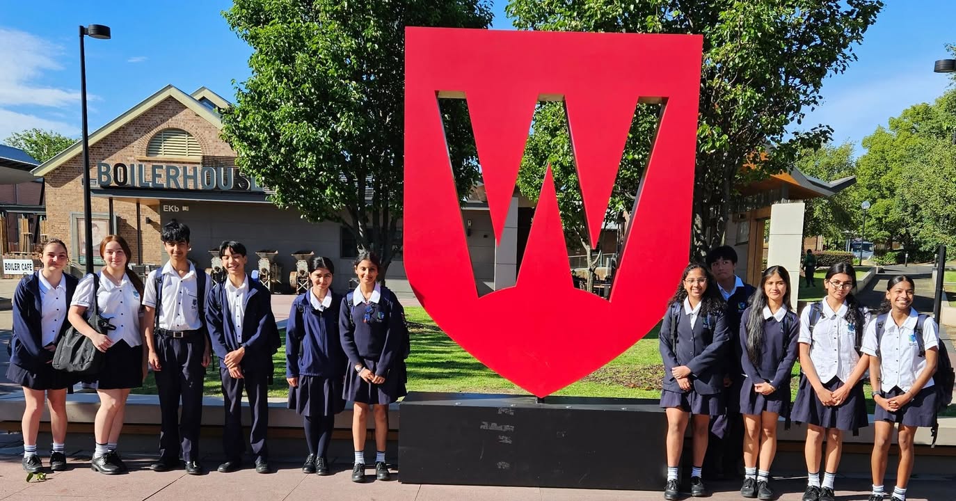 719982460137107_1361000032702010-1