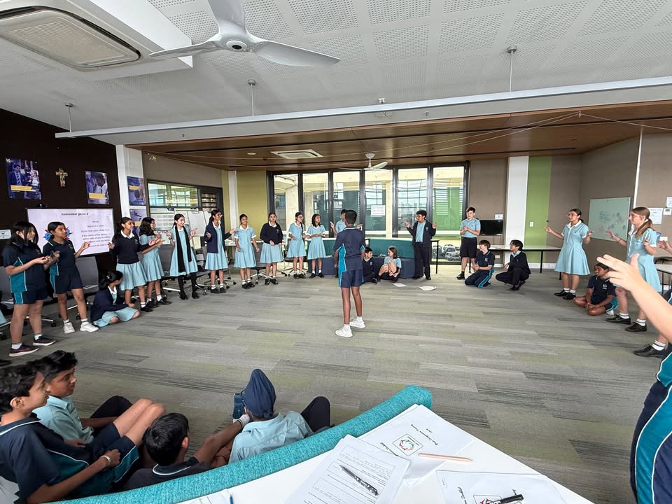 719982460137107_1371968598271820-1