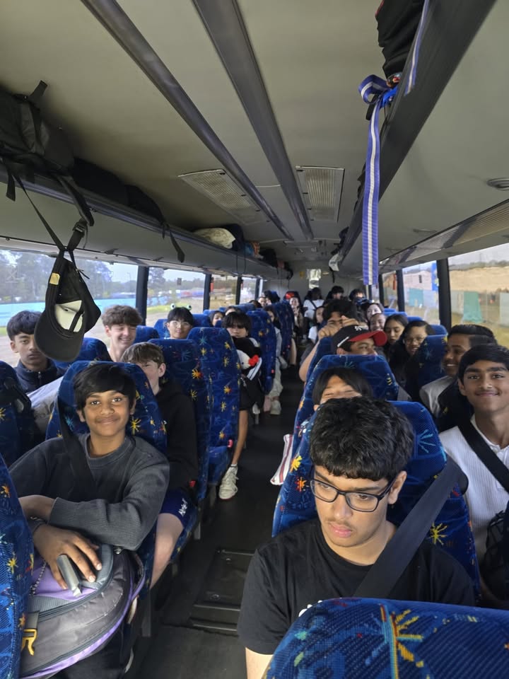 719982460137107_1379213077547372-1