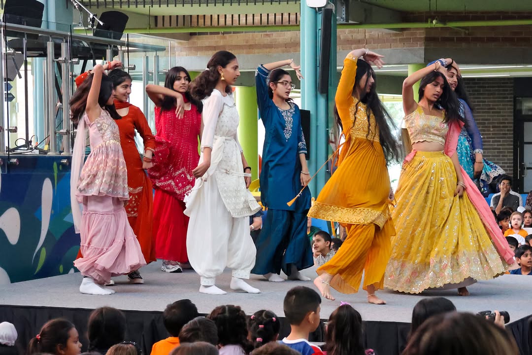 719982460137107_1473050111497001-1